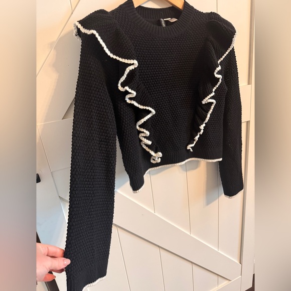 H&M Black Sweater with White Ruffles XS Divided - Picture 3 of 7